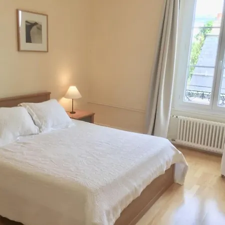 Bright, Classic And Elegant, Close To Train Station * Lausanne