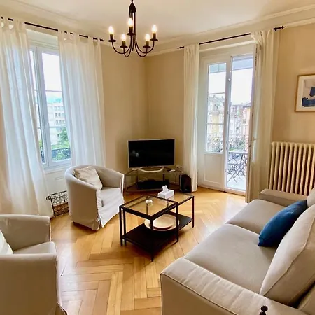 Bright, Classic And Elegant, Close To Train Station Lausanne